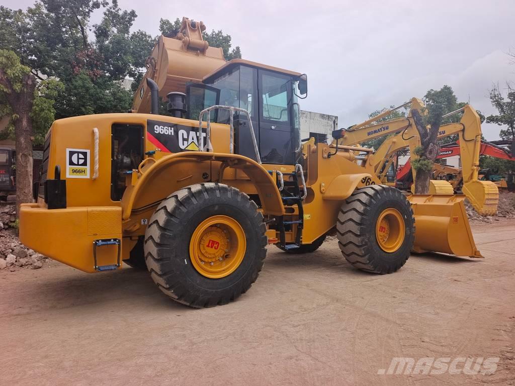 CAT 966 H Pale gommate