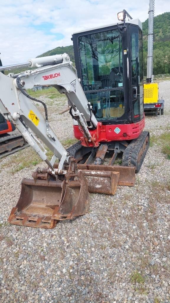 Takeuchi TB 23 R Miniescavatori