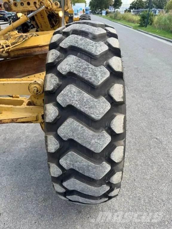 CAT 140H Motorgraders