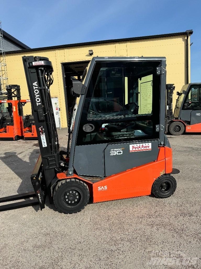 Toyota 8FBMKT30 Carrelli elevatori elettrici
