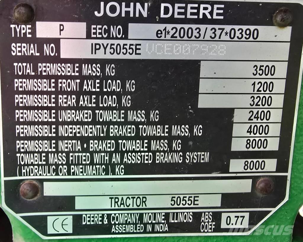 John Deere 5055 E Trattori