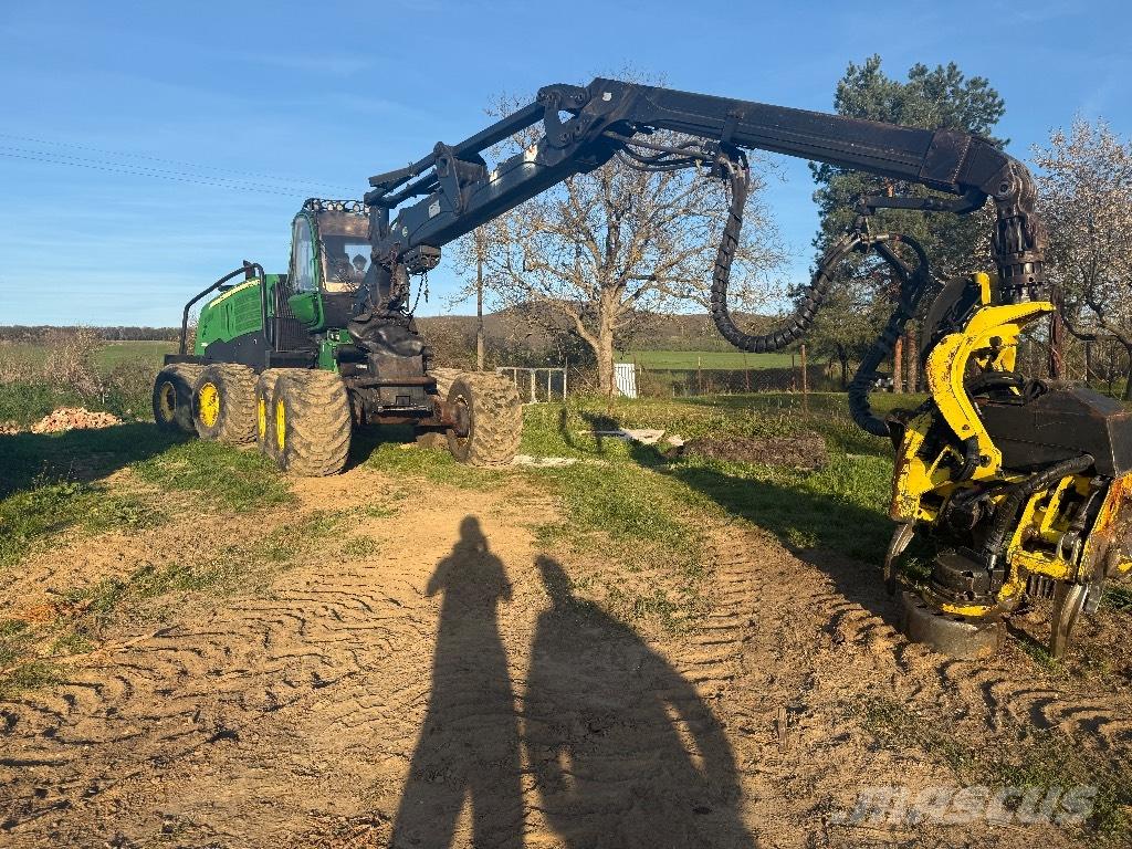 John Deere 1270 E Abbattitrici, Disboscatrici