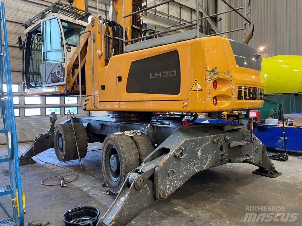 Liebherr LH 30 M Movimentazione rifiuti