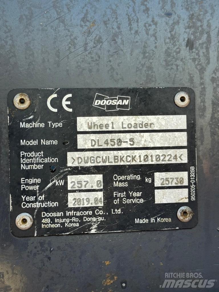 Doosan DL 450-5 Pale gommate