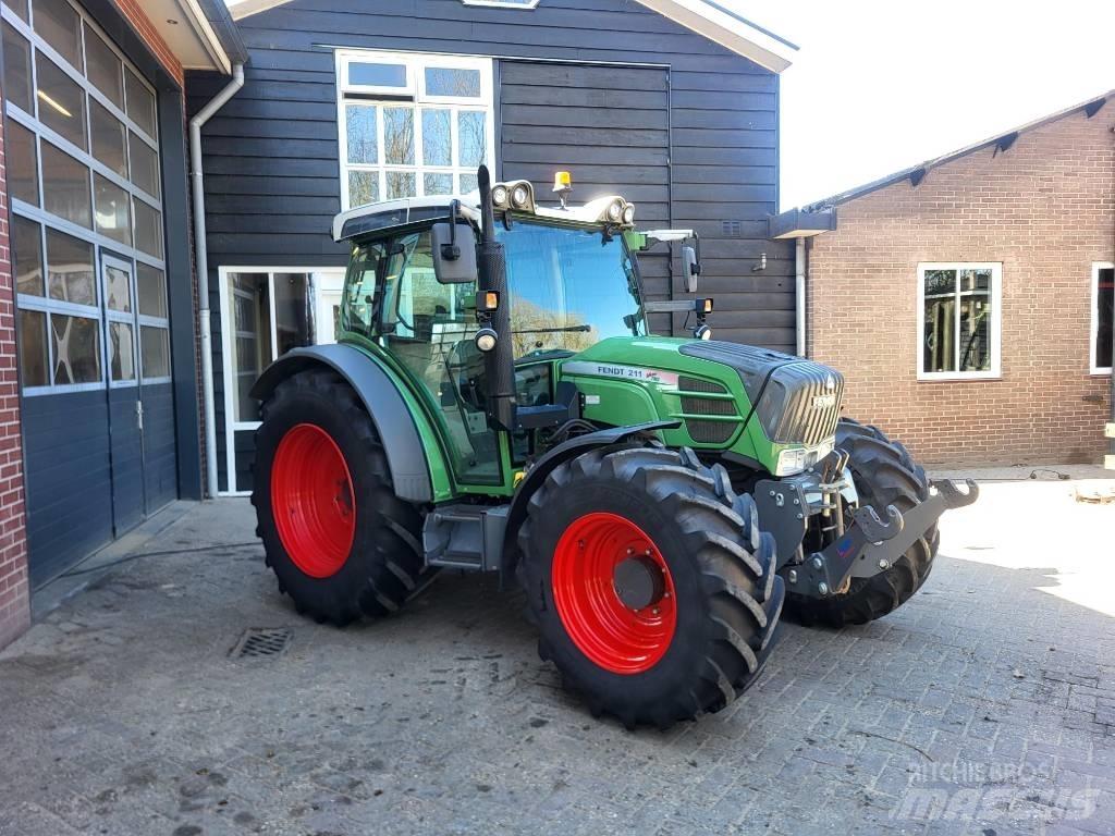 Fendt 211 Vario TMS Trattori