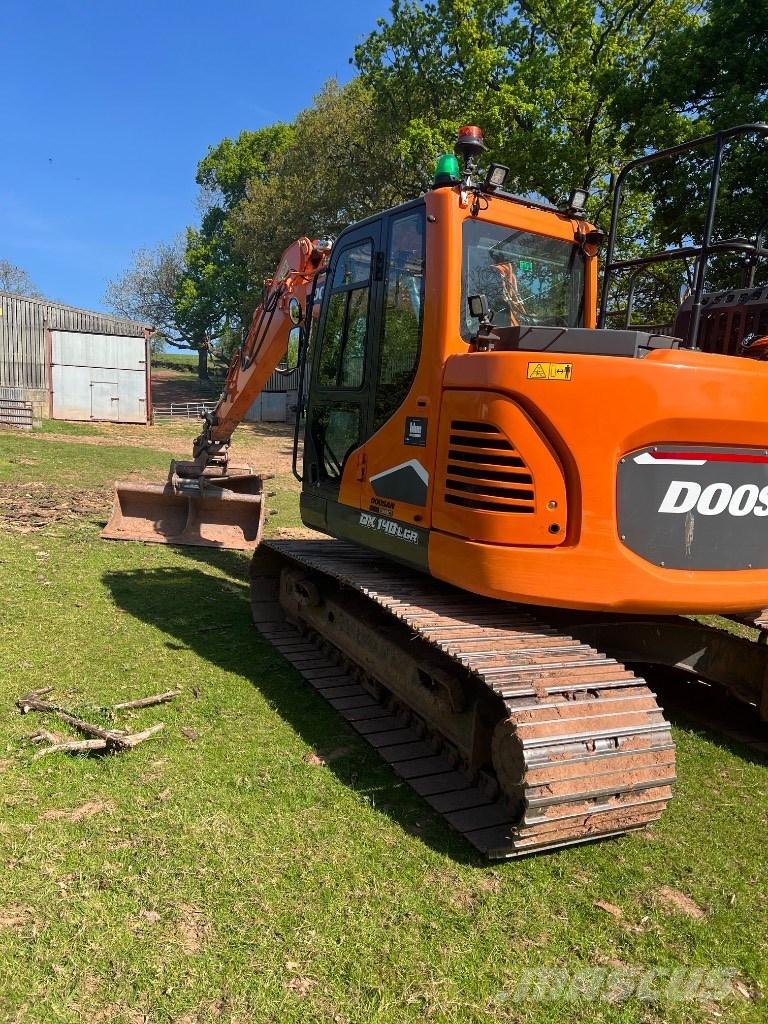 Doosan DX 140 LCR-7 Escavatori cingolati