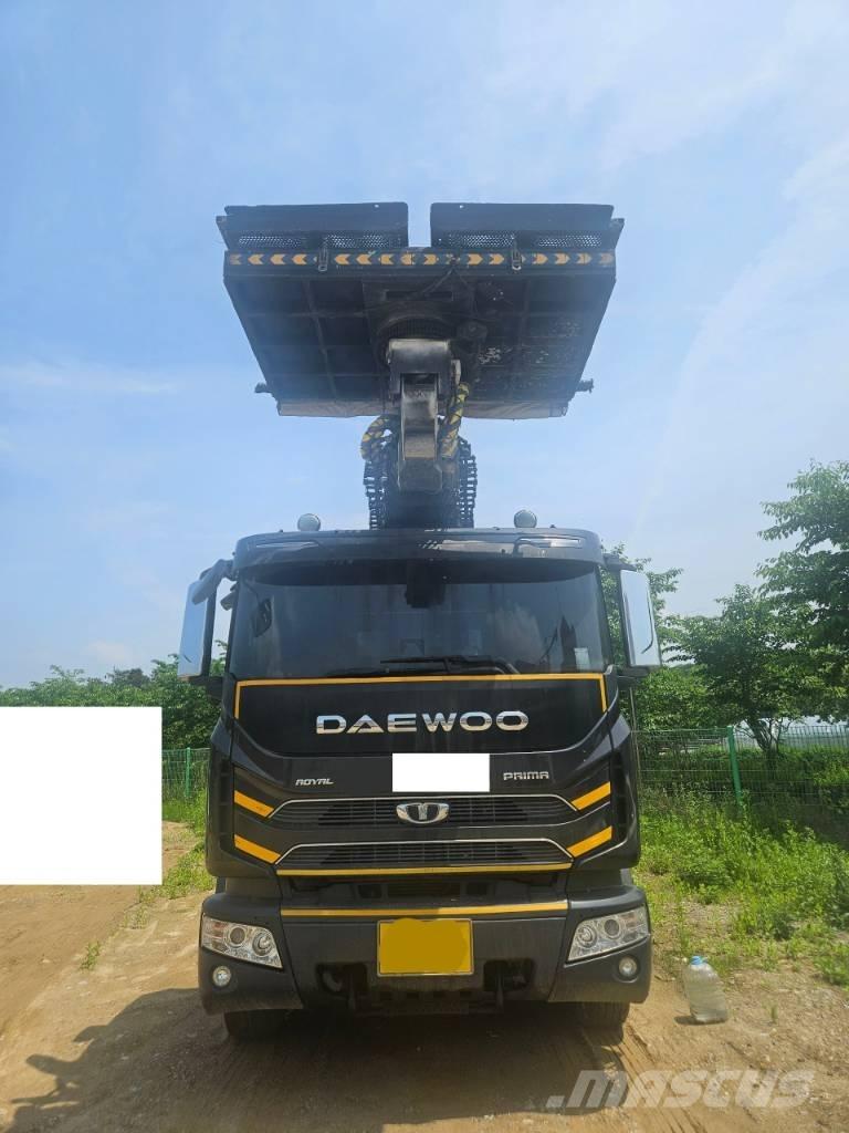  HANA 650 Piattaforme autocarrate