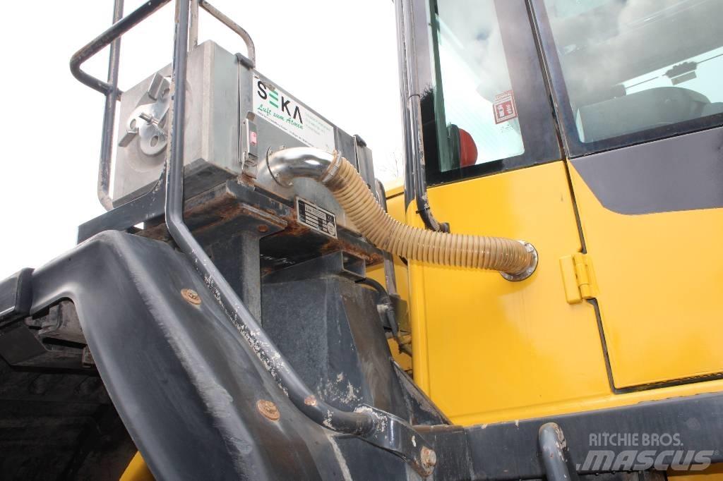 Komatsu WA 470-7 Pale gommate
