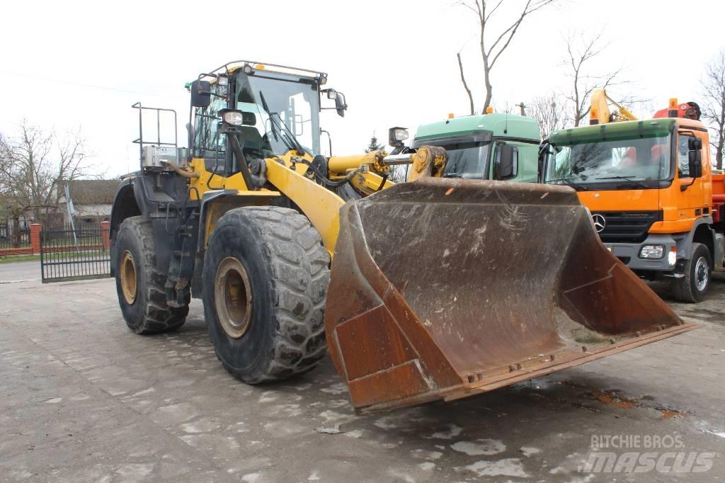 Komatsu WA 470-7 Pale gommate