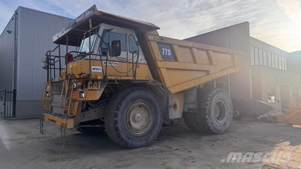 CAT 775 D Dumper a telaio rigido