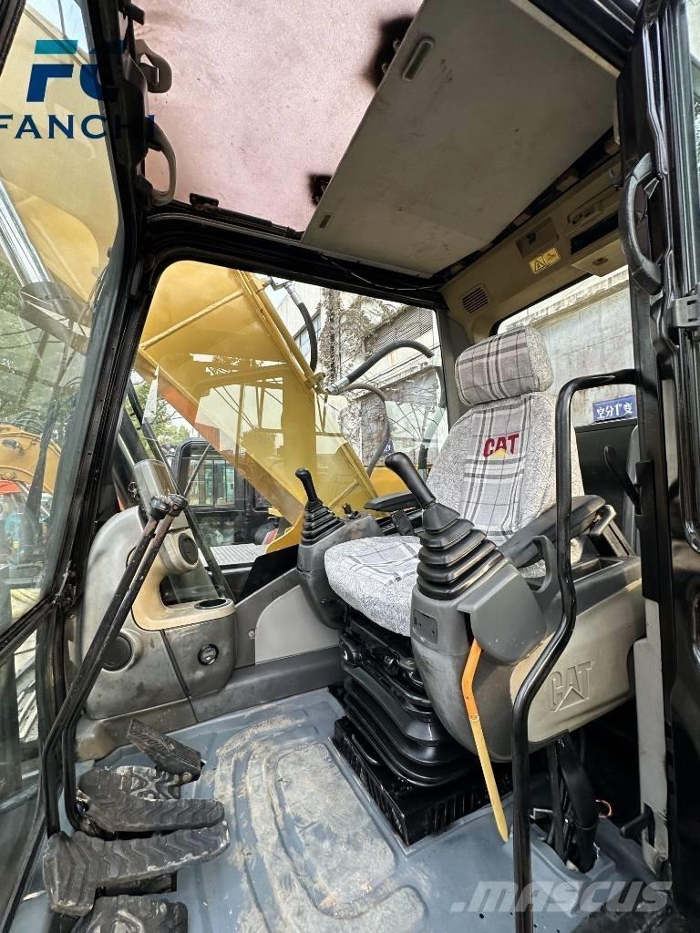 CAT 320 D Escavatori cingolati