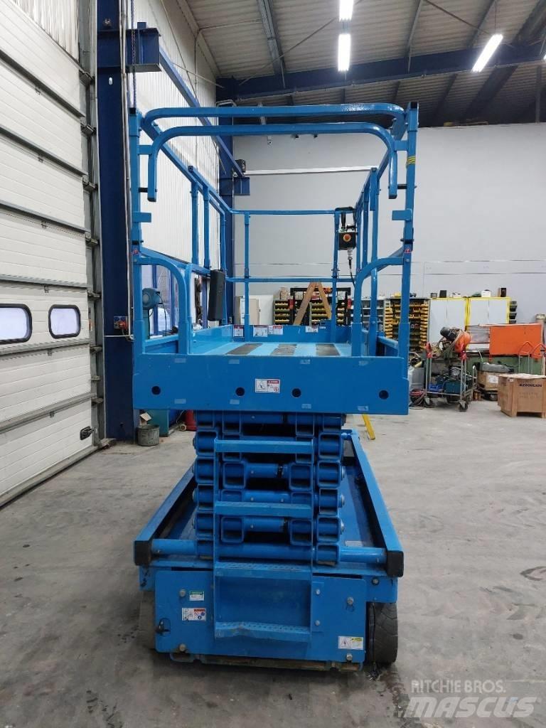 Haulotte Compact 14 Piattaforme a pantografo