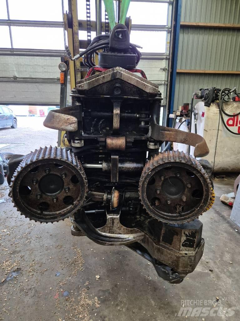 Komatsu 360.2 Decespugliatrici e trinciatrici idrauliche