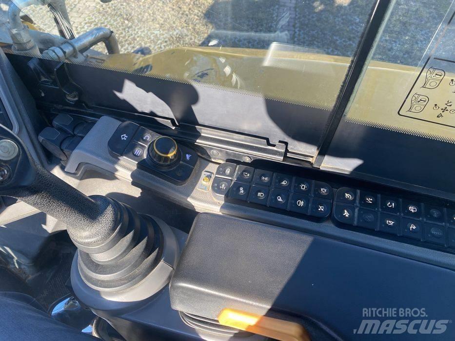 JCB W 110 Hydradig Escavatori gommati