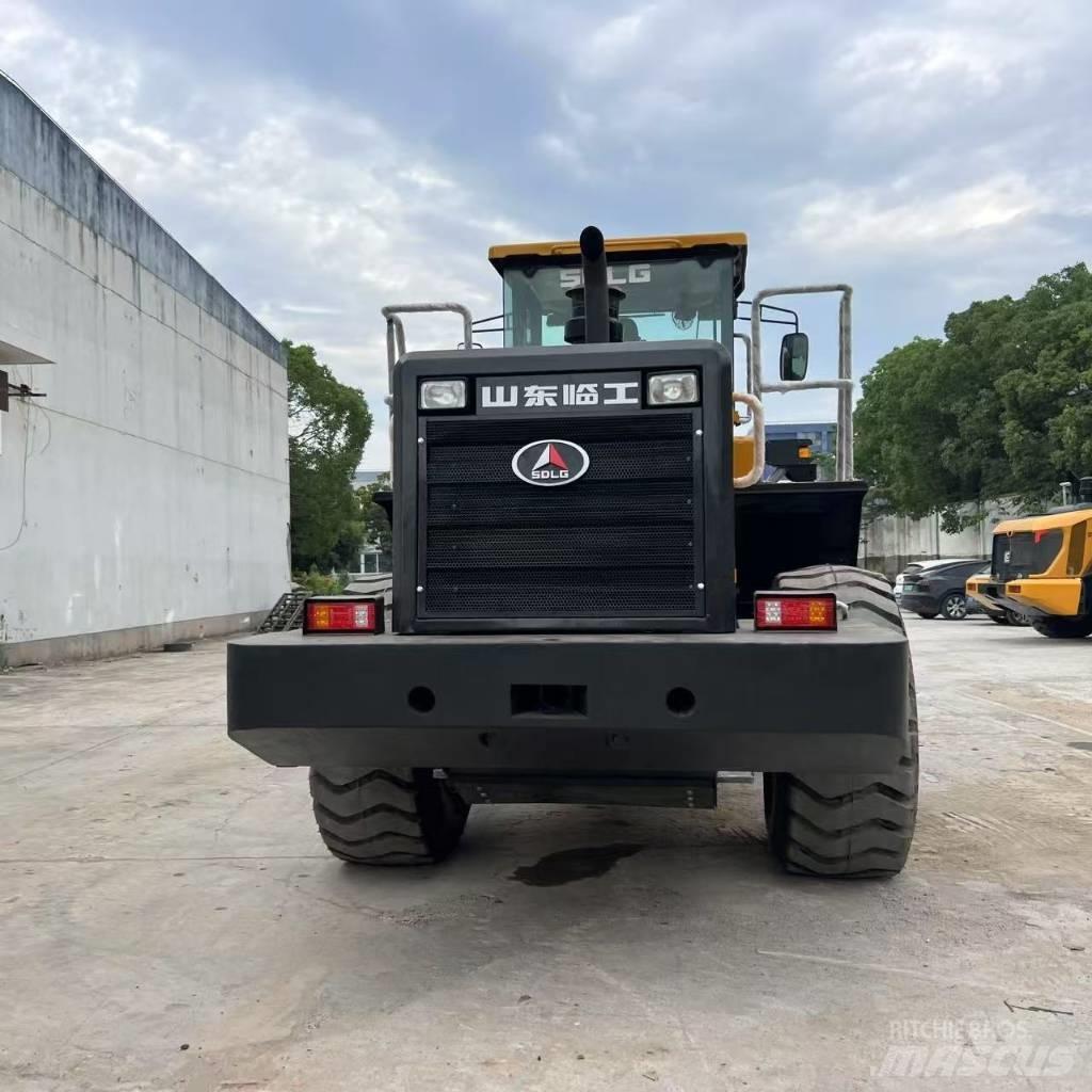 SDLG LG 956 L Pale gommate