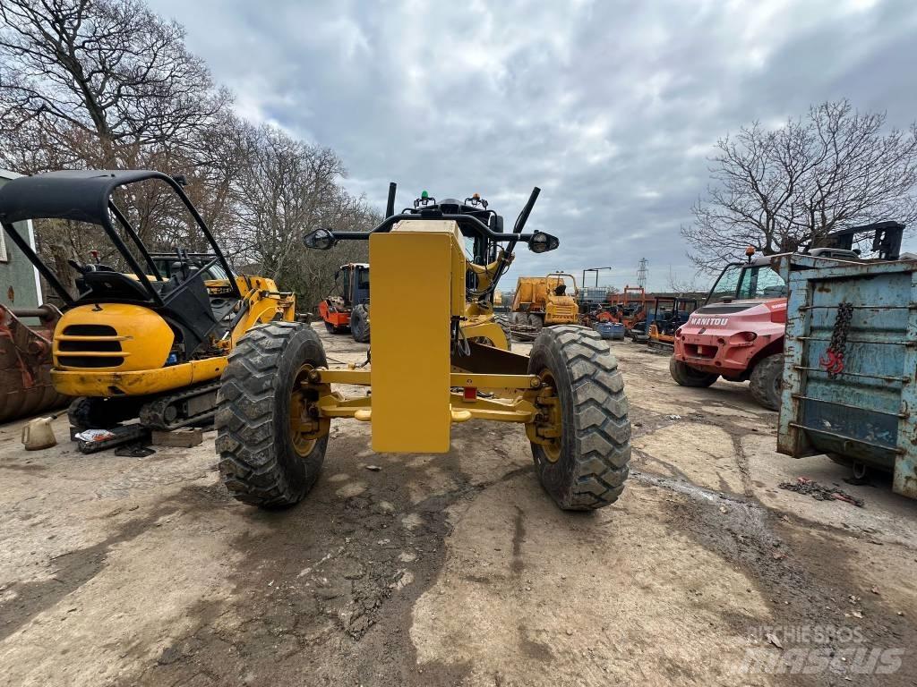 CAT 150 Motorgraders