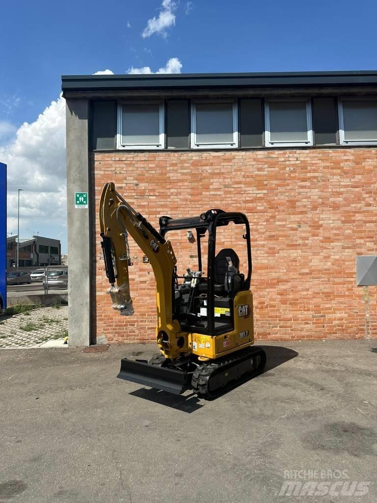 CAT 301.7 CR Escavatori medi 7t - 12t