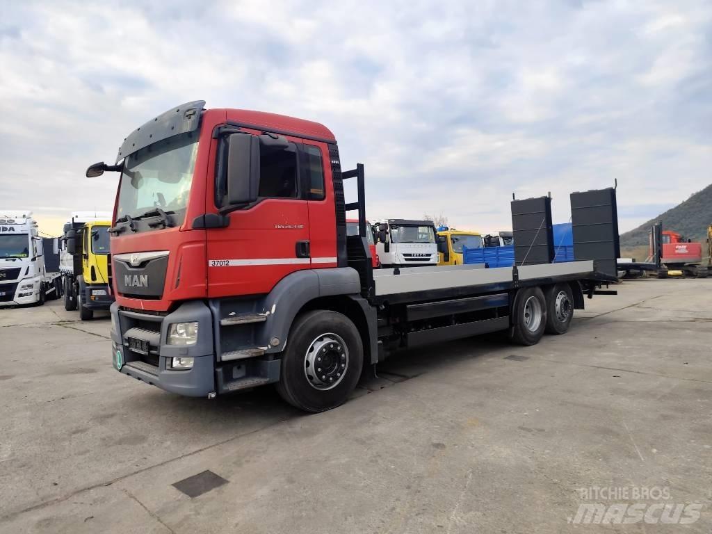 MAN TGS 26.440 Autocarro pianale / argano