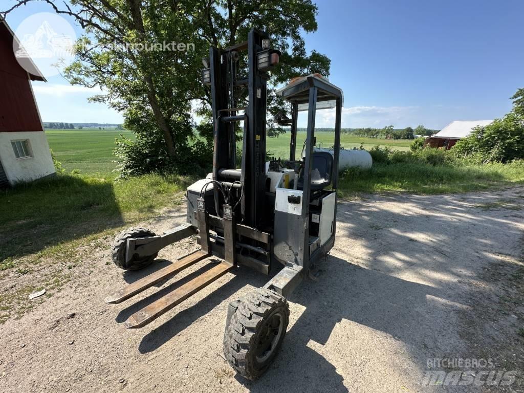 Terberg RE 4-35 Camion altro