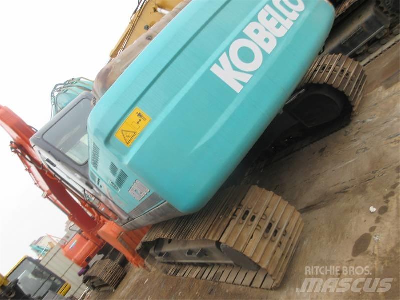 Kobelco SK200-8 Escavatori cingolati