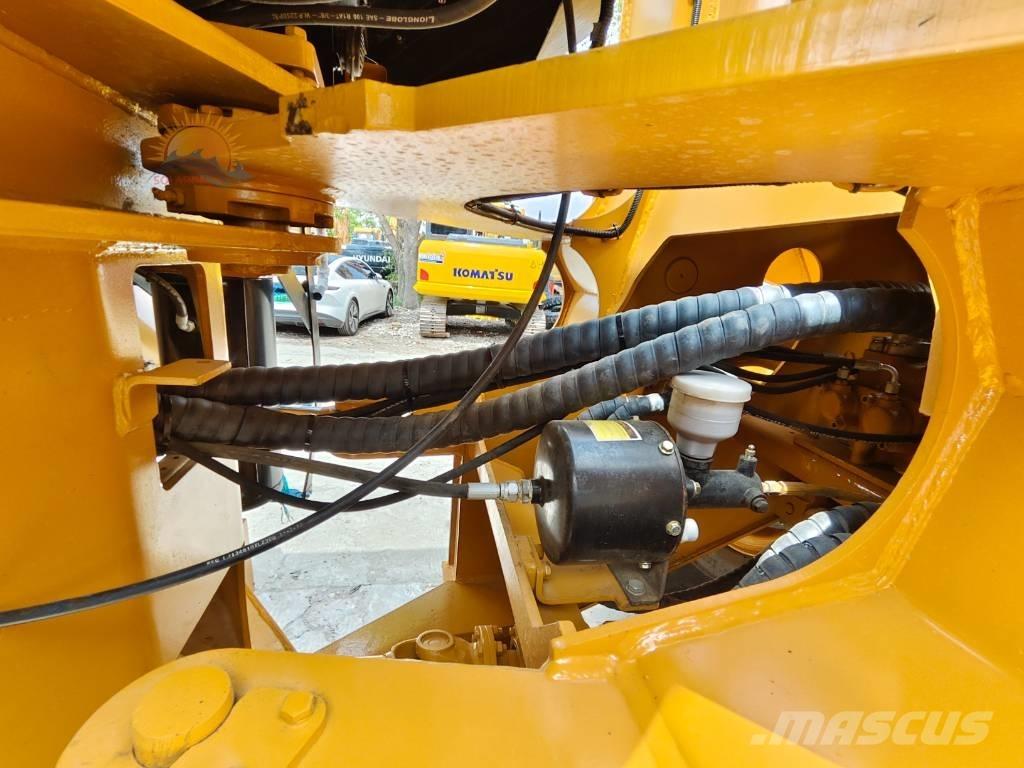 CAT 950 GC Pale gommate