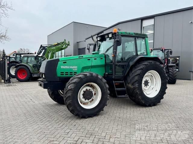 Valtra 8350 Hitech Trattori
