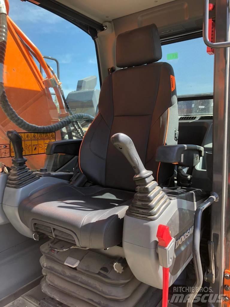 Doosan DX 300 LC-7 Escavatori cingolati