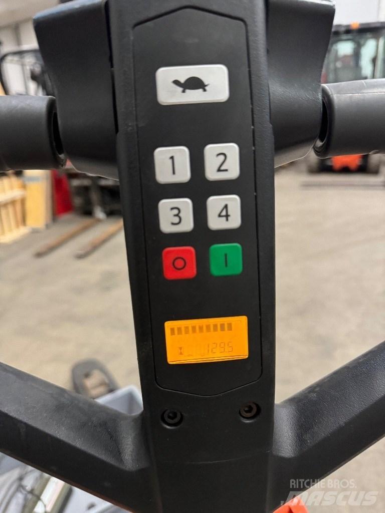Toyota LHE130 Transpallet manuale