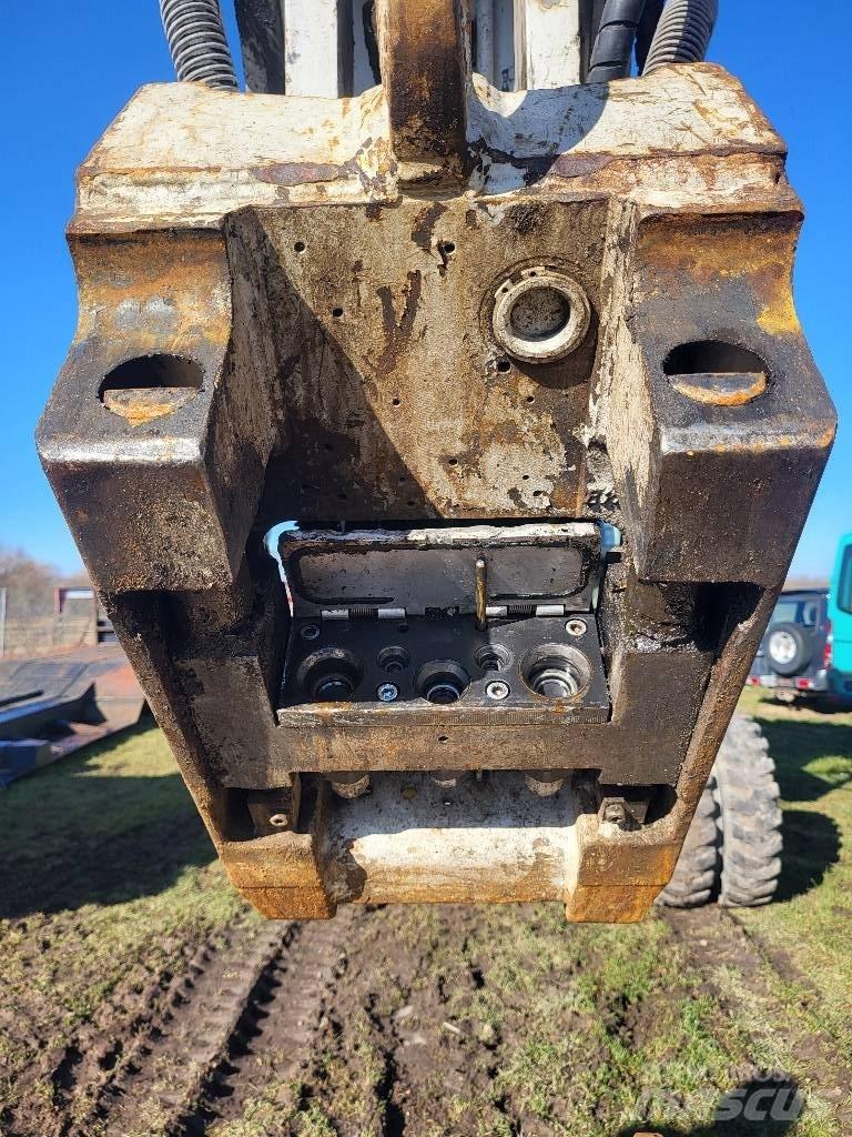 Hitachi ZX 170 W-3 Escavatori gommati
