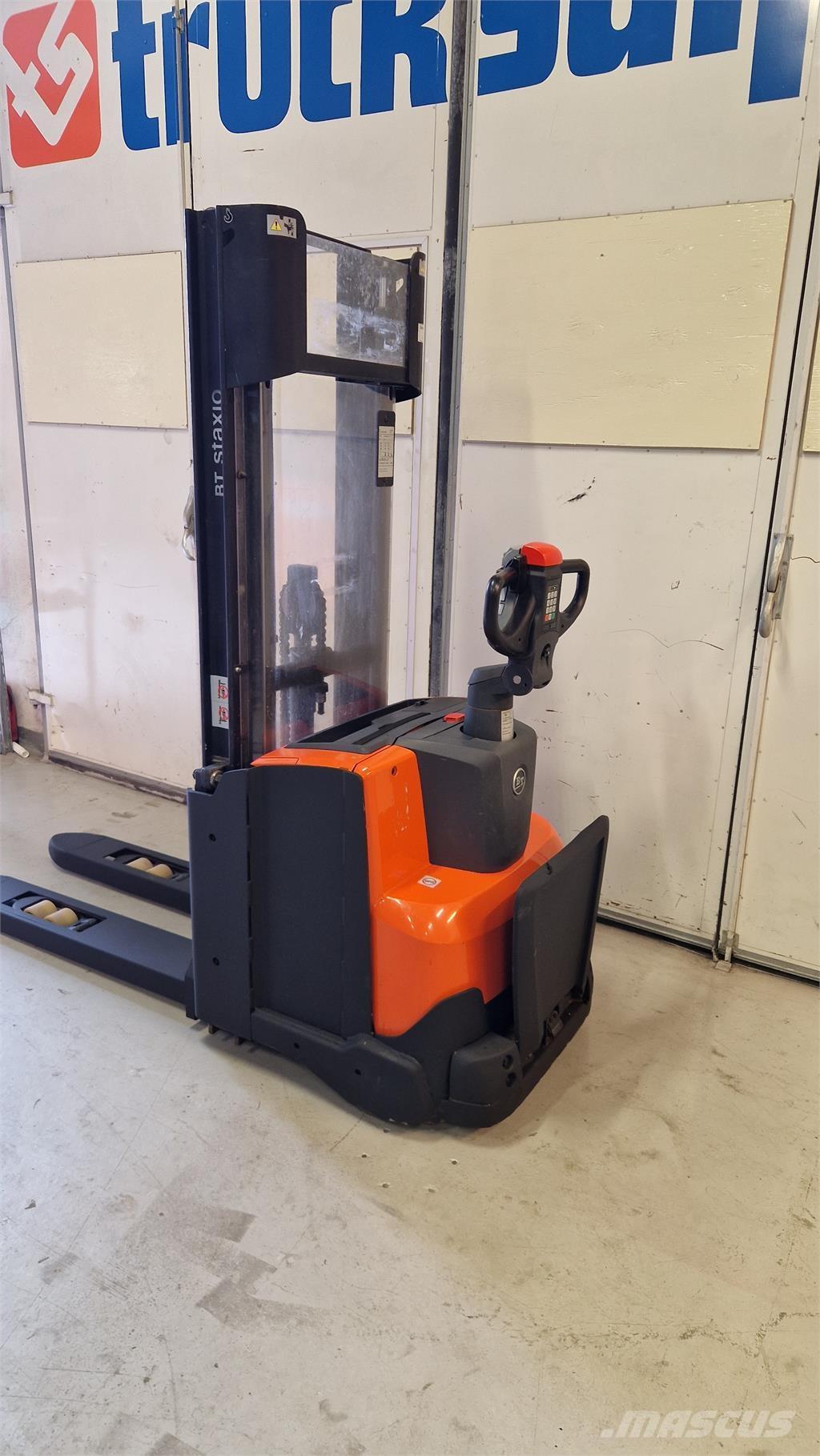 Toyota SWE140L Carelli stoccatori  automatici-usati