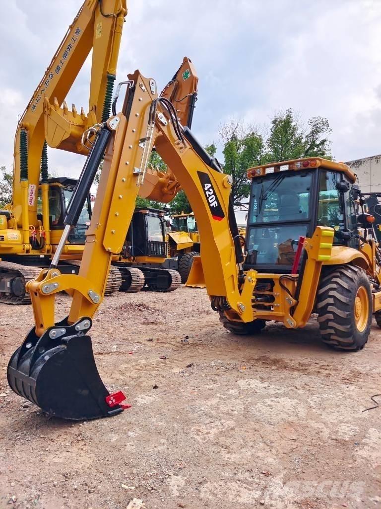 CAT 430 F Terne