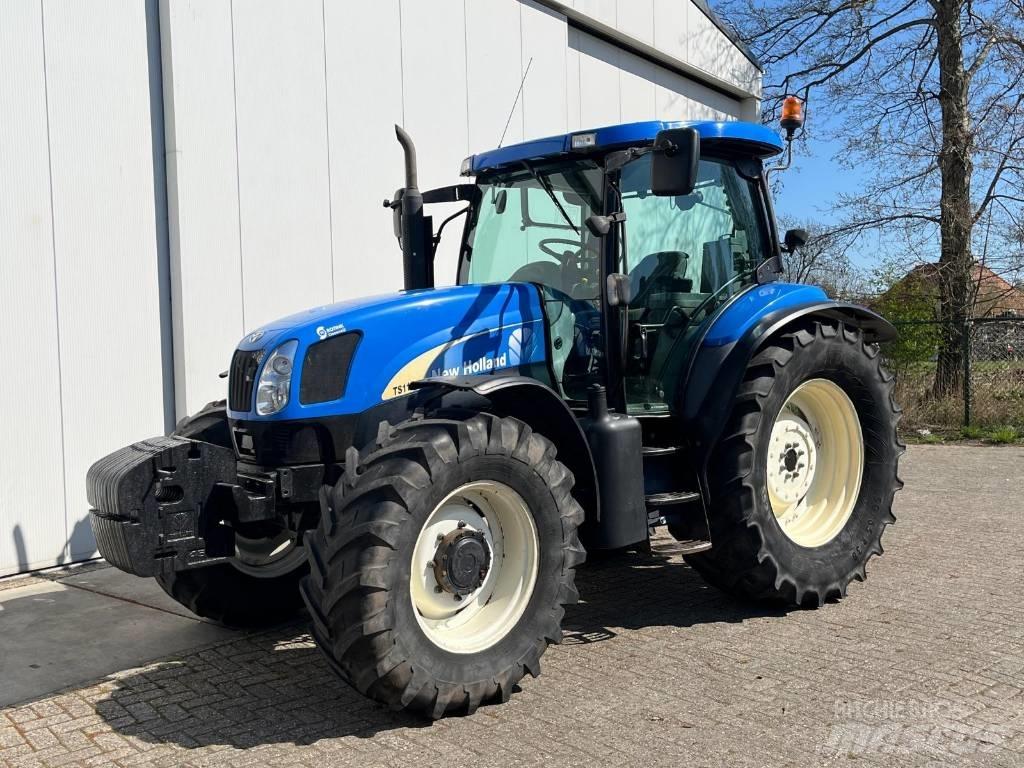 New Holland TS 115 A Trattori