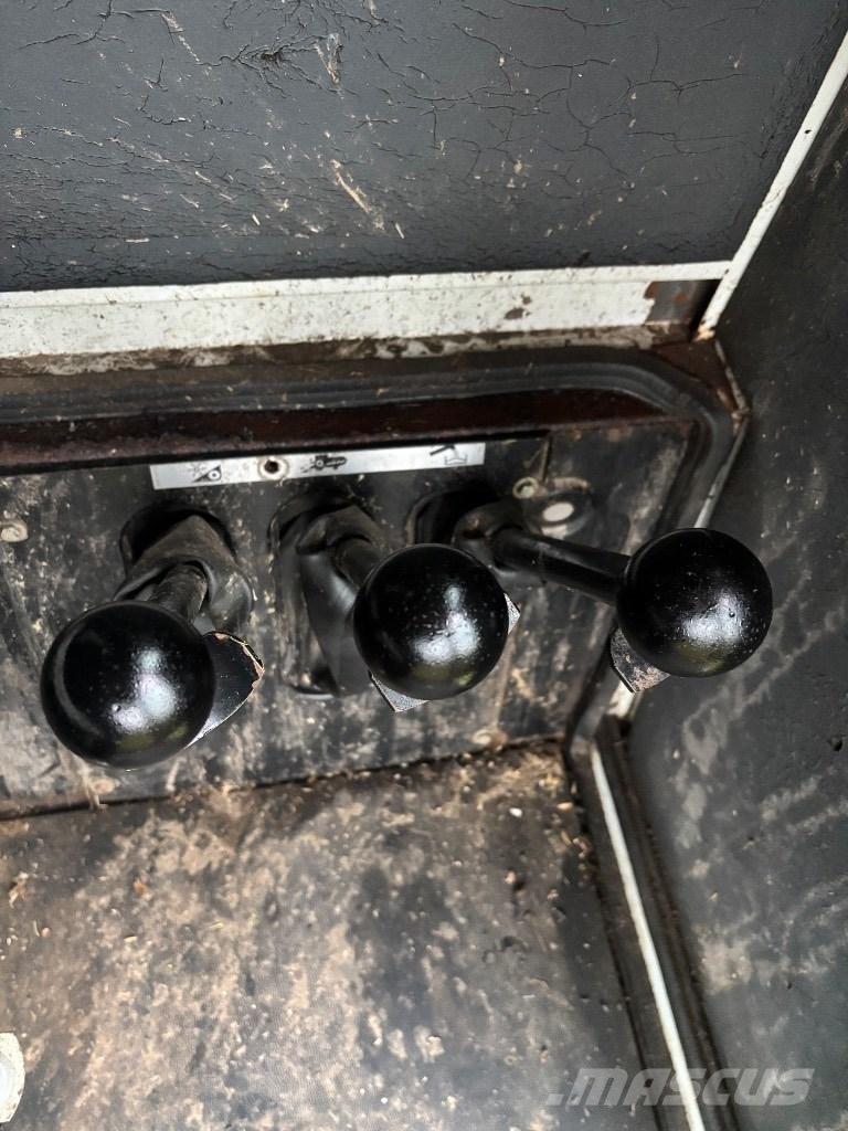 CLAAS 48 Mietitrebbiatrici