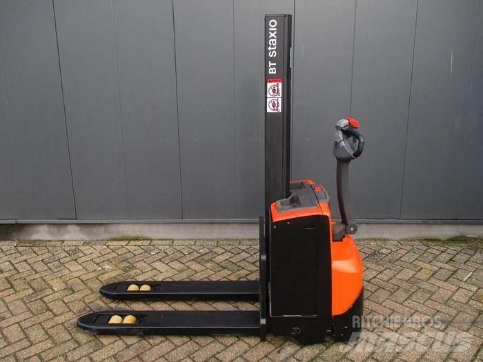 BT SWE 080L Transpallet uomo a terra