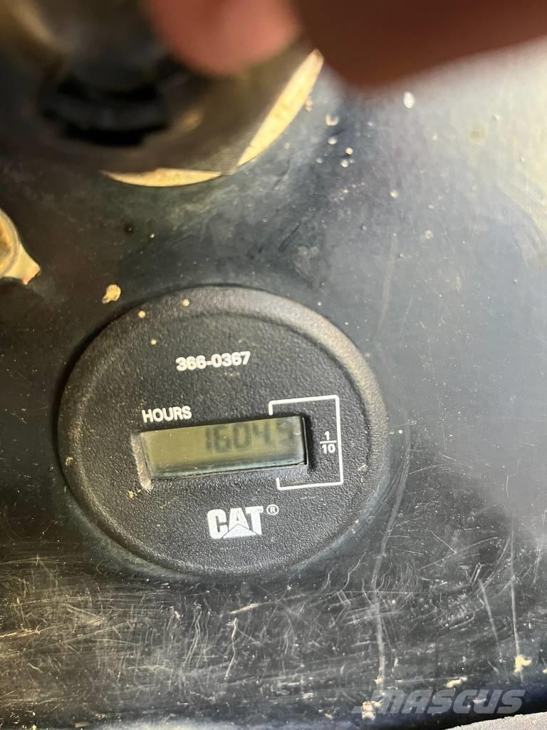 CAT 304 E 2 CR Miniescavatori