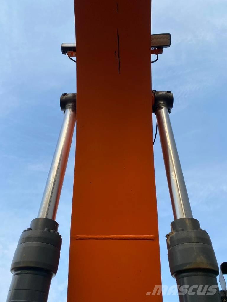 Doosan DX 300 LC-7 Escavatori cingolati