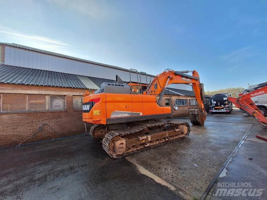 Doosan DX235lc Escavatori cingolati