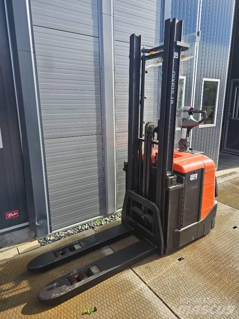 BT SPE 125 4150mm Transpallet uomo a terra