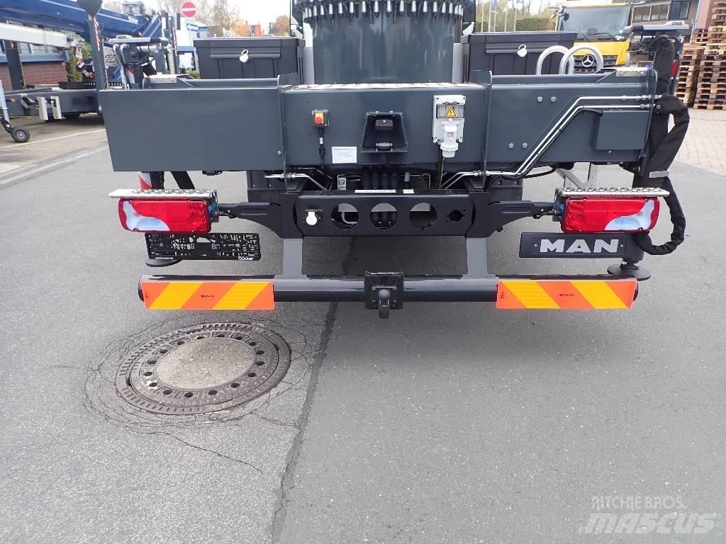 Böcker AK 37 Gru per terreni difficili
