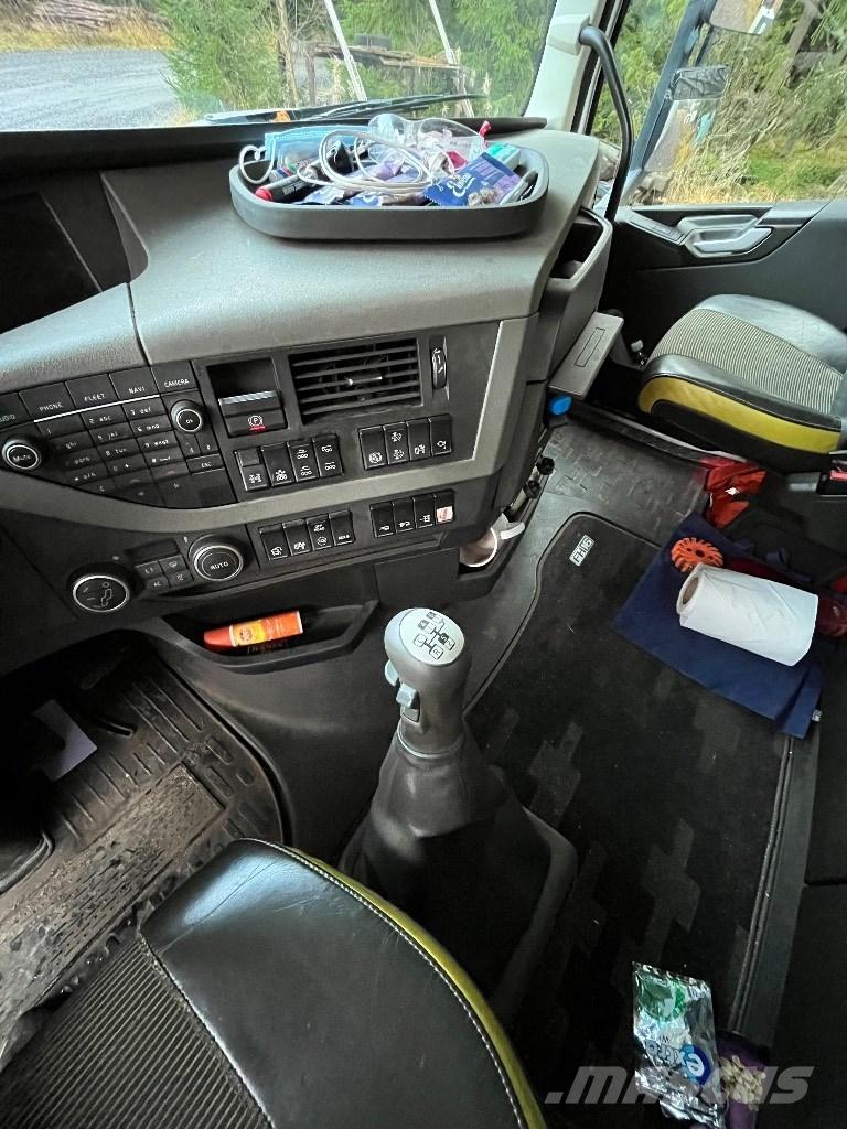 Volvo FH 16 550 Camion trasporto legname