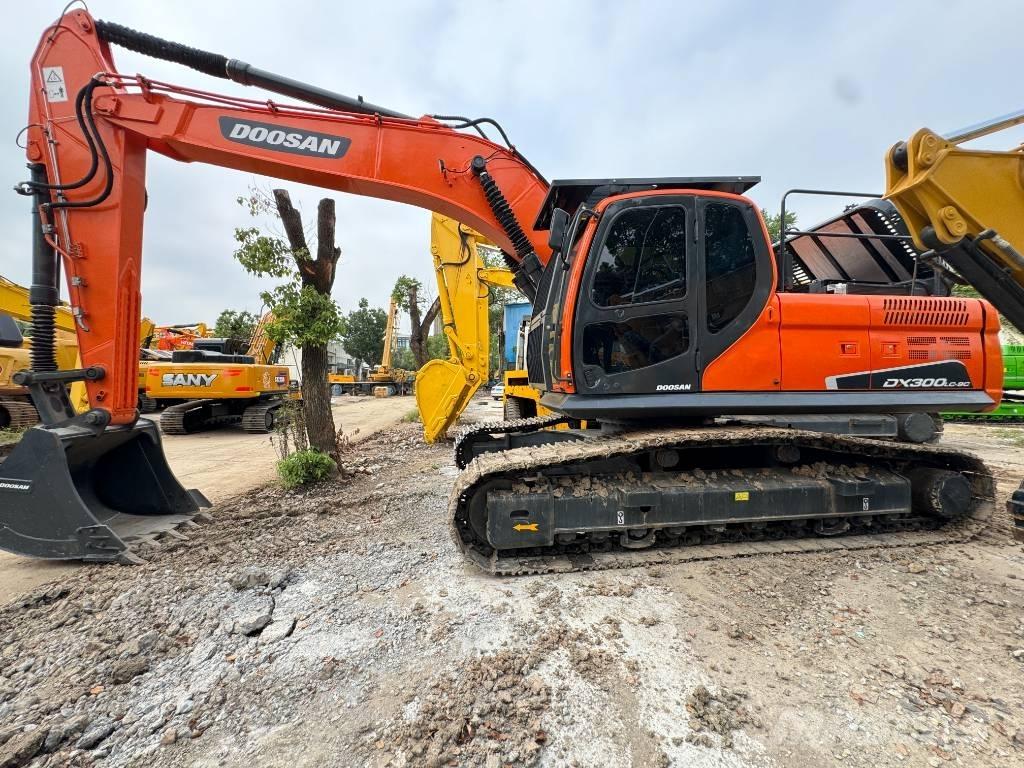 Doosan DX 300 LC LR Escavatori cingolati