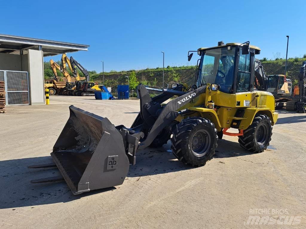 Volvo L 35 G Mini Pale Gommate