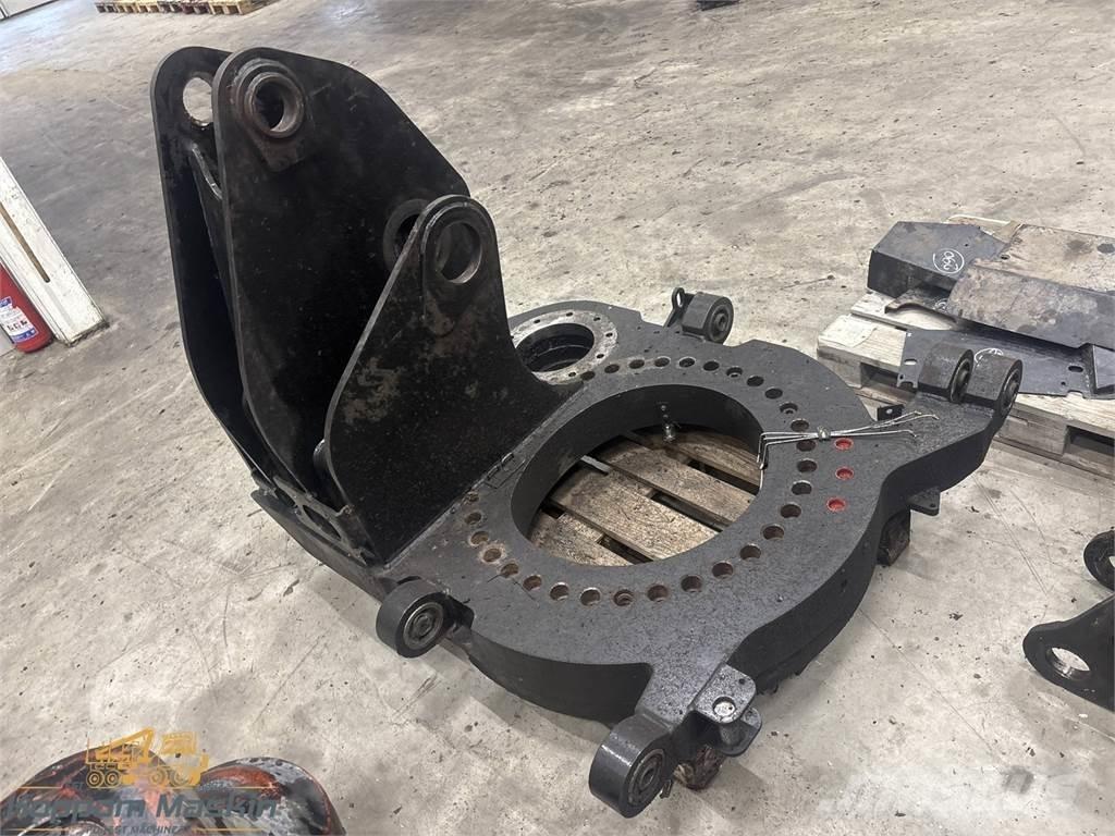 Komatsu 270H Gru raccoglitrici
