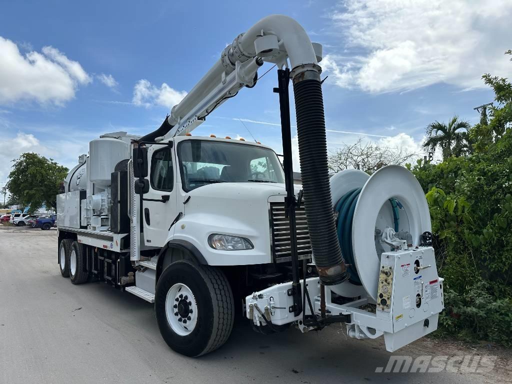Freightliner M2 Camion autospurgo