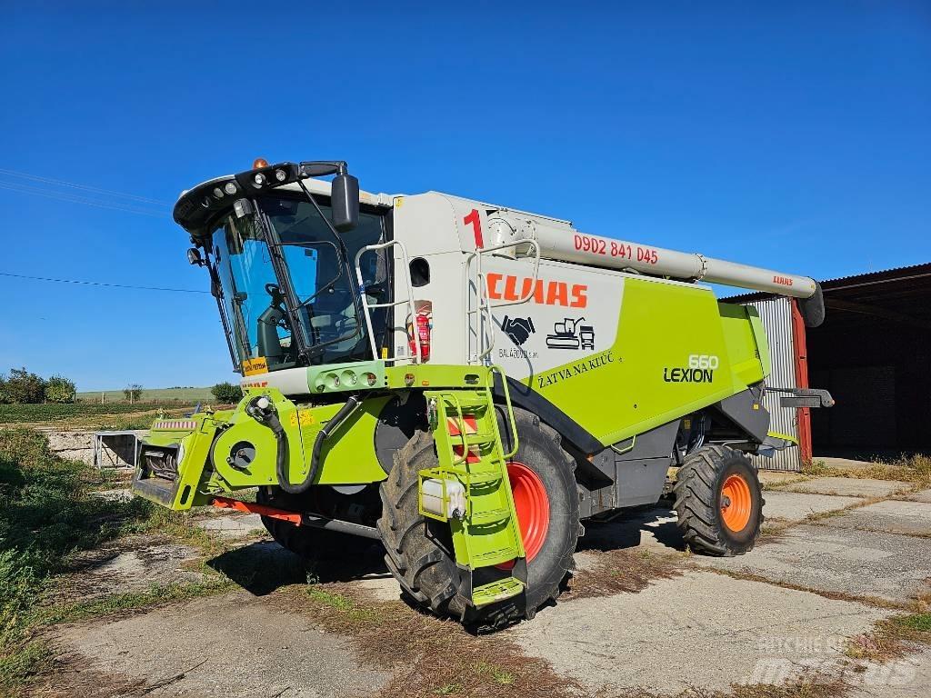 CLAAS Lexion 660 Mietitrebbiatrici