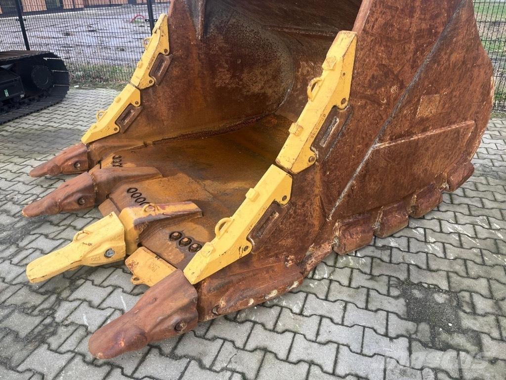 CAT 390 JC bucket Escavatori cingolati