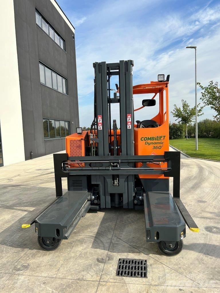 Combilift MR4 Carrello elevatore retrattile a 4 vie