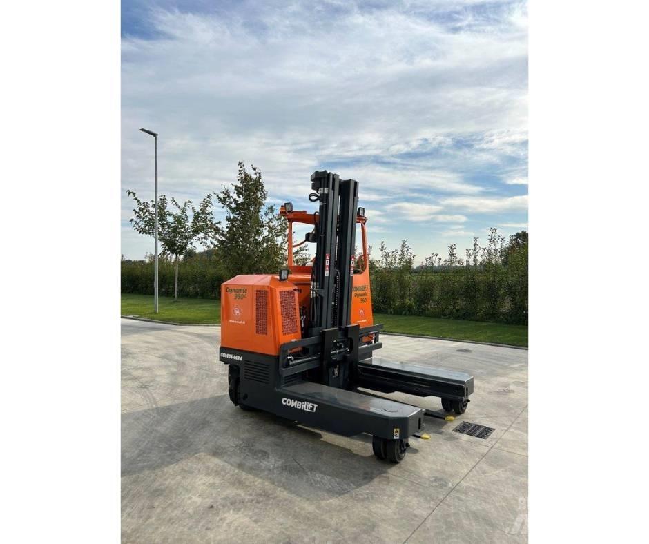 Combilift MR4 Carrello elevatore retrattile a 4 vie