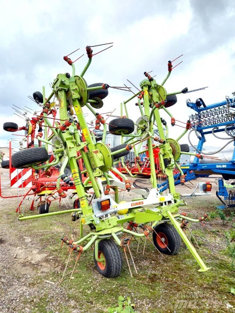 CLAAS Volto 870 Ranghinatori