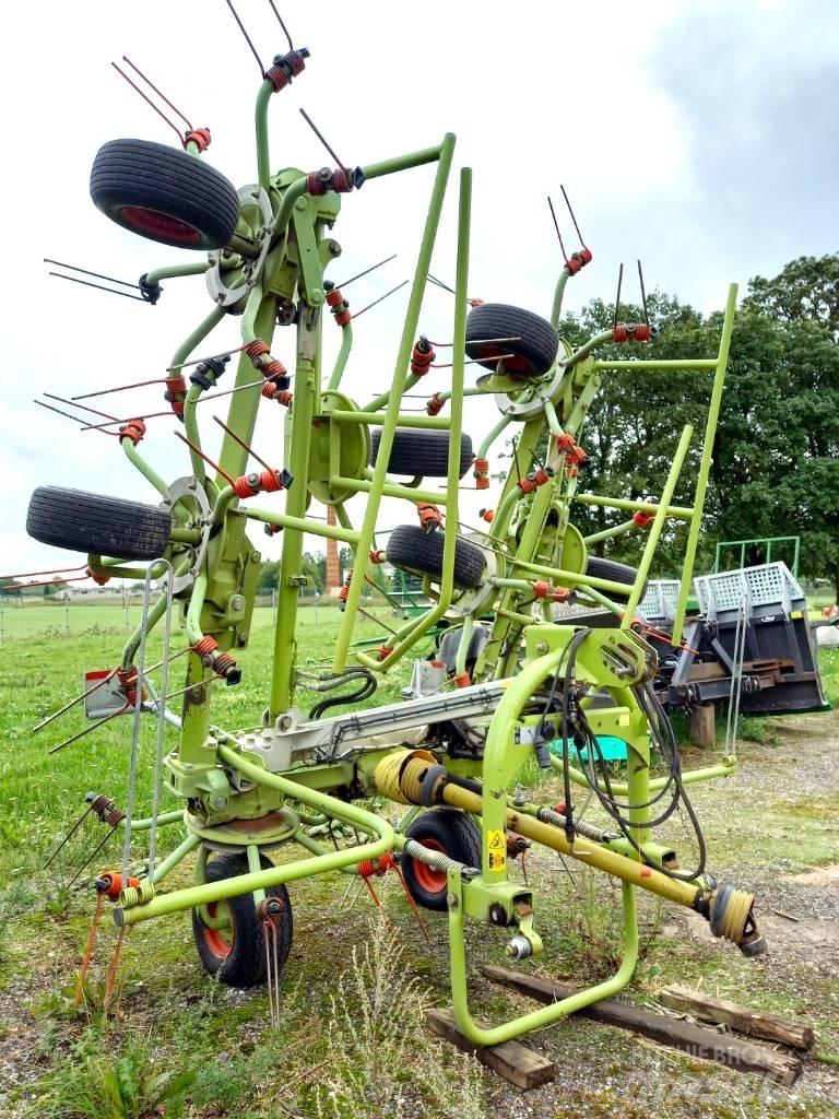 CLAAS Volto 870 Ranghinatori